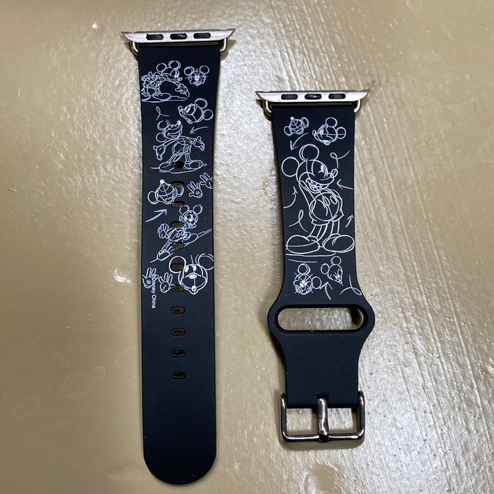 D-tech Mickey Mouse Apple Watch Band